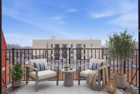 $399,000 | 4226 South Ellis Avenue, Unit 4S, Chicago, IL 60653