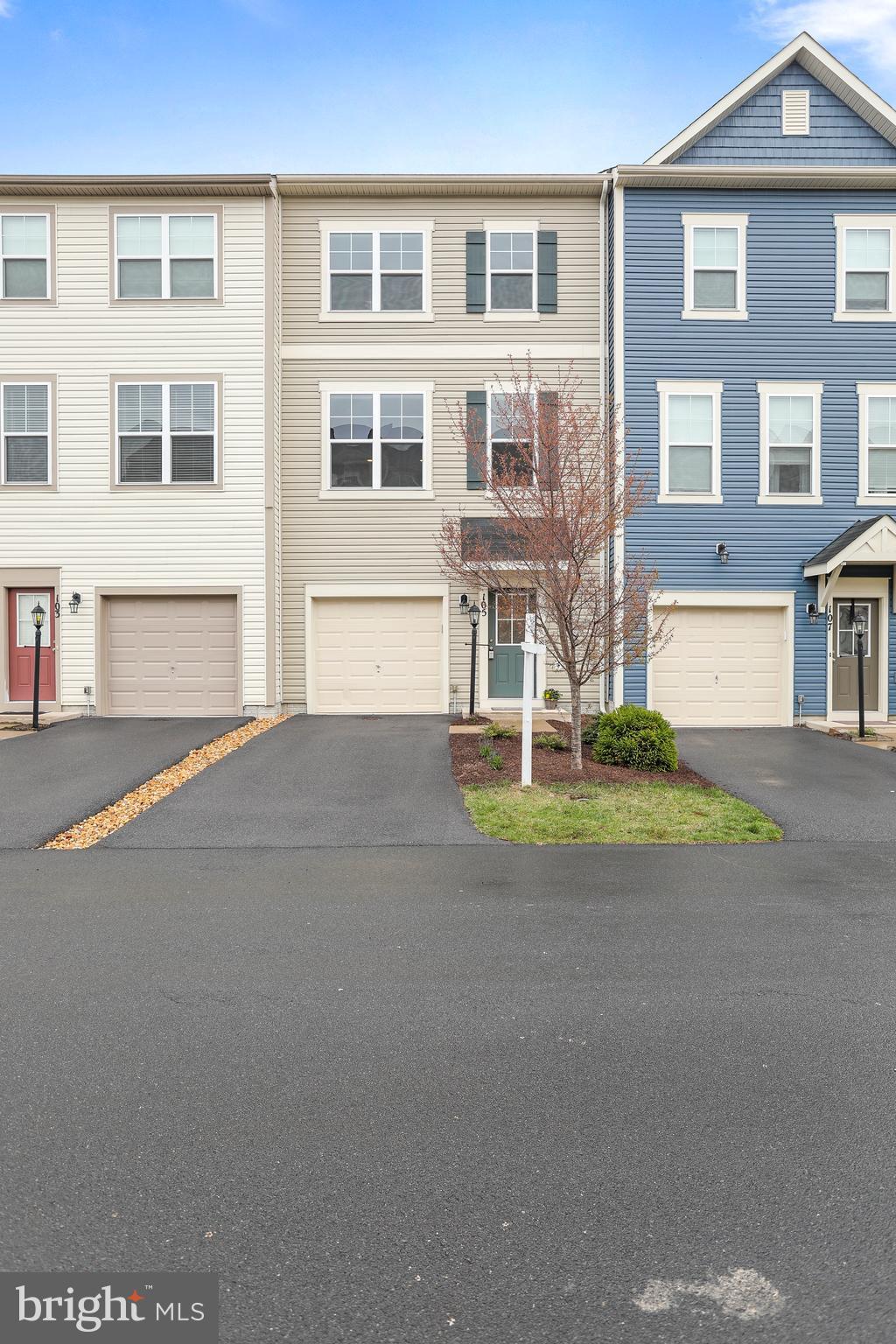 105 Pintangle Court Stephenson, VA 22656 - Photo 1 of 35