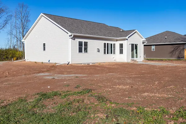 $449,900 | 1009 Lotus Trail, Menasha, WI 54952