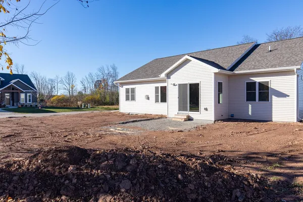 $449,900 | 1009 Lotus Trail, Menasha, WI 54952