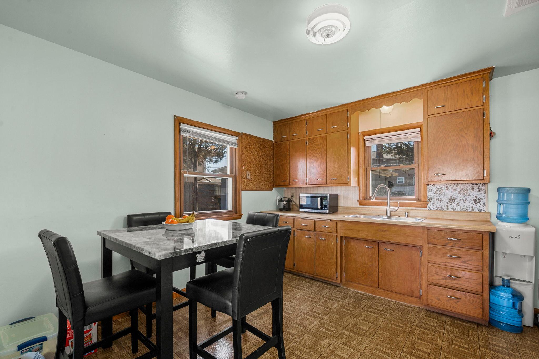1236 Roma Avenue Roseville, MN 55113 - Photo 8 of 49
