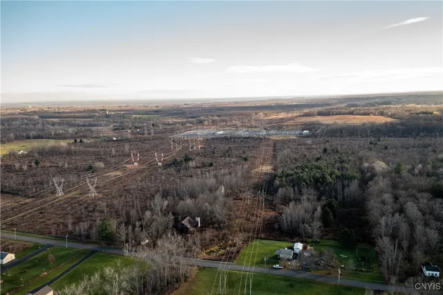 $985,000 | 8790 Van Hoesen Road, Clay, NY 13041