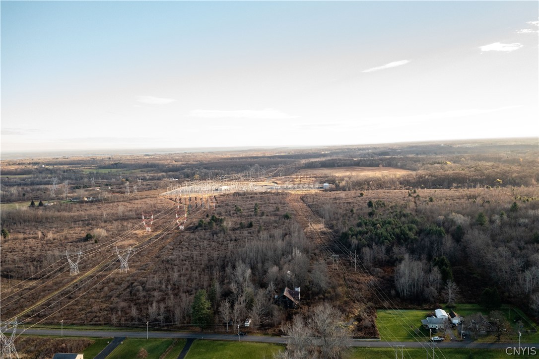 8790 Van Hoesen Road Clay, NY 13041 - Photo 4 of 5