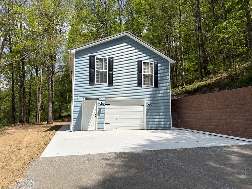345 Dutch Run Road Waynesburg, PA 15370 - Photo 3 of 25 Gallery Image 3