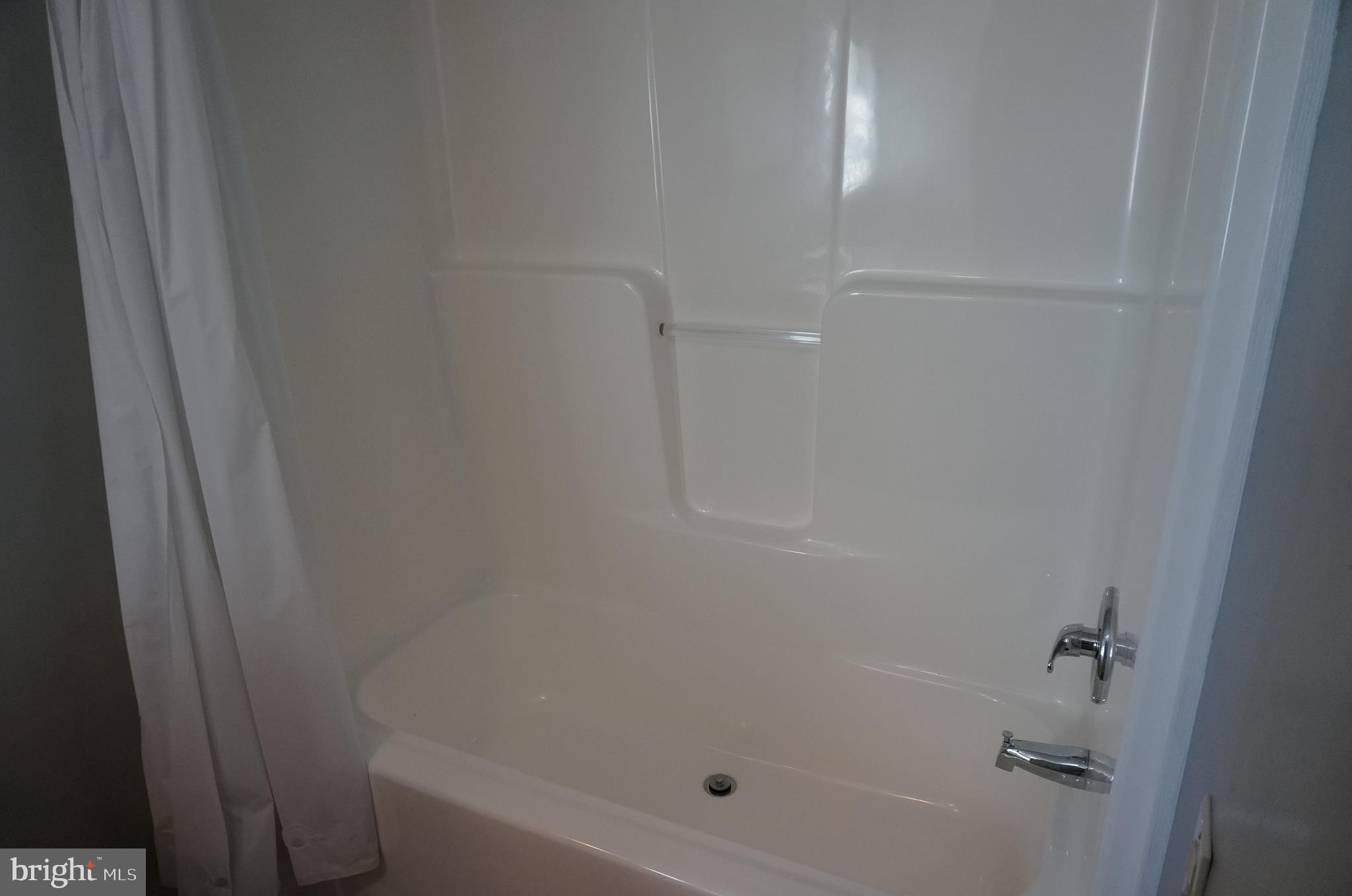 14351 Tollgate Ridge Road Hancock, MD 21750 - Photo 15 of 54 Tub/Shower In Hall Full Bath