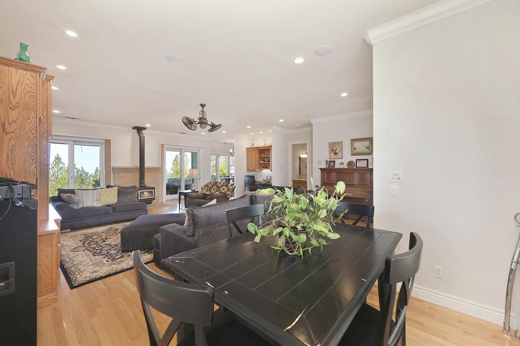 5901 Traverse Creek Road Garden Valley, CA 95633 - Photo 27 of 98 a view of a dining room with furniture
