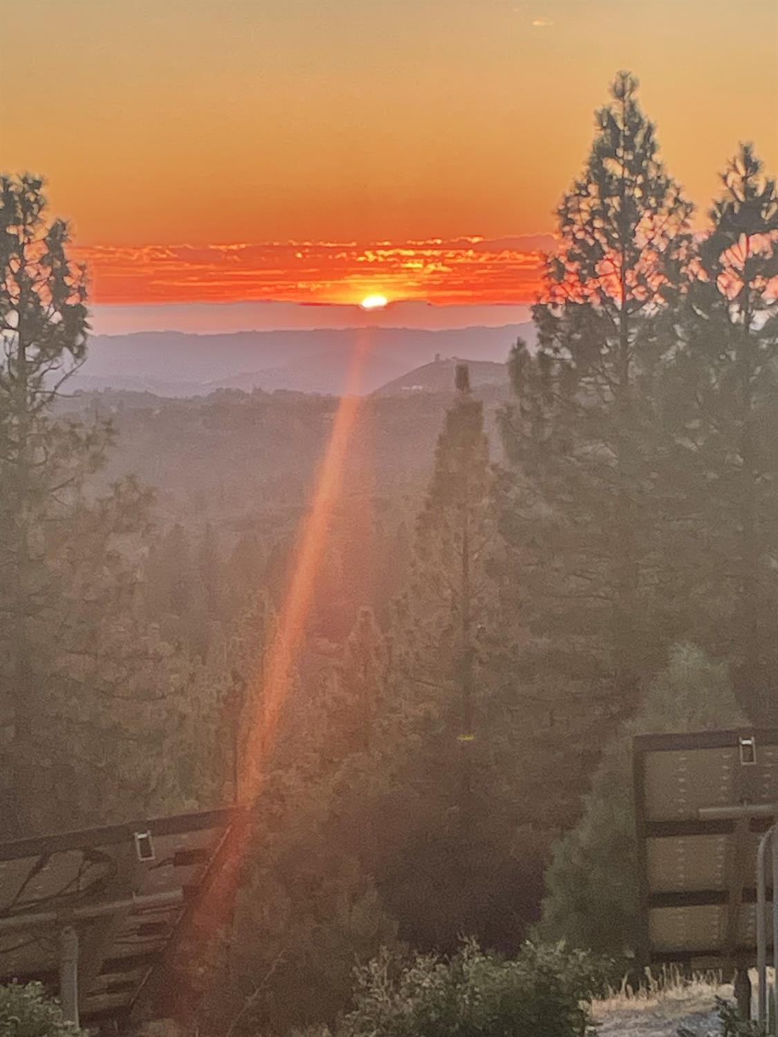 5901 Traverse Creek Road Garden Valley, CA 95633 - Photo 53 of 98 Sunset