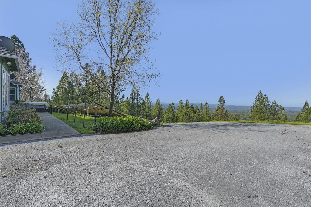 5901 Traverse Creek Road Garden Valley, CA 95633 - Photo 66 of 98 view of asphalt road