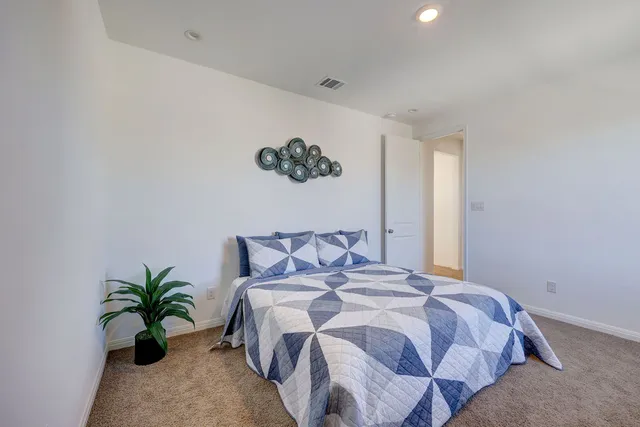 $825,000 | 351 Pigeon River Road, Kyle, TX 78640