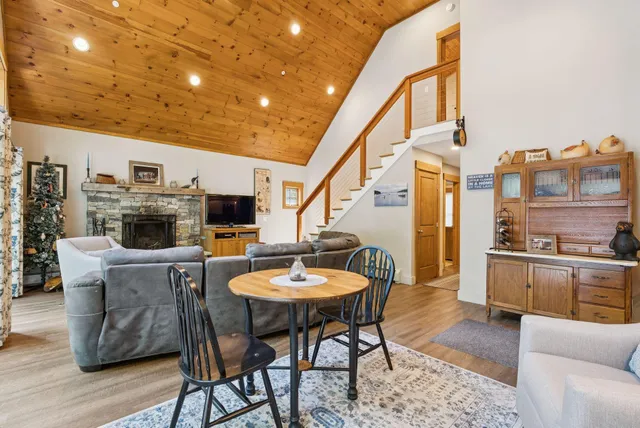 $2,399,000 | 364 Kansas Road, Bridgton, ME 04009