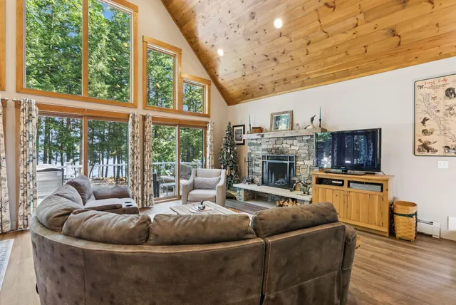 $2,399,000 | 364 Kansas Road, Bridgton, ME 04009