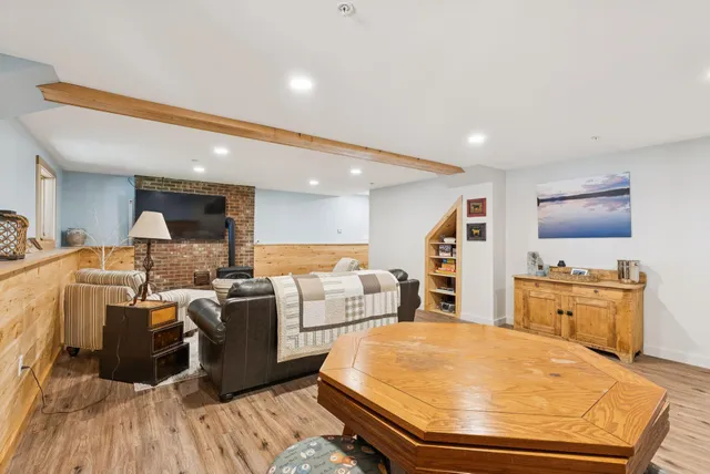 $2,399,000 | 364 Kansas Road, Bridgton, ME 04009