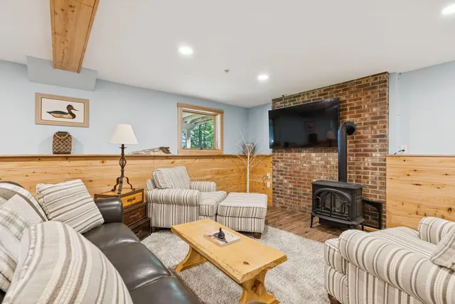 $2,399,000 | 364 Kansas Road, Bridgton, ME 04009