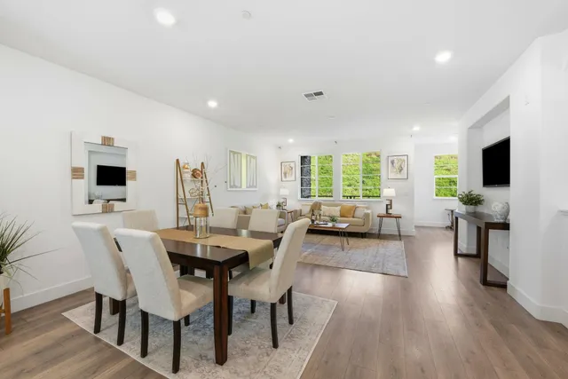 a view of sitting area with furniture