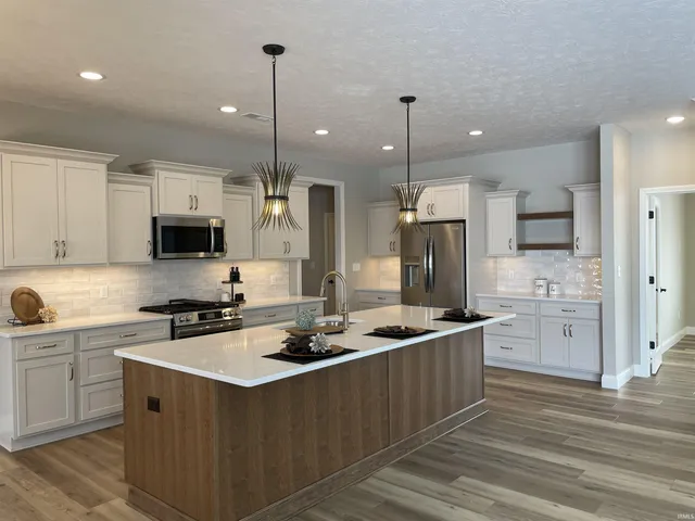 $599,900 | 934 Ravenstone Drive, Lafayette, IN 47909