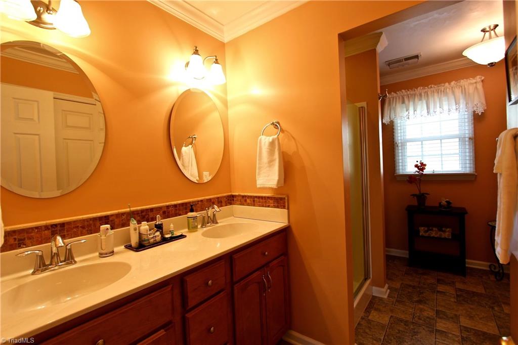 7096 Bridgewood Road Clemmons, NC 27012 - Photo 14 of 23 Gallery Image 14