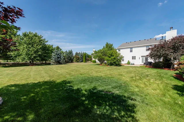 $509,000 | 1650 Natures Way, Lindenhurst, IL 60046