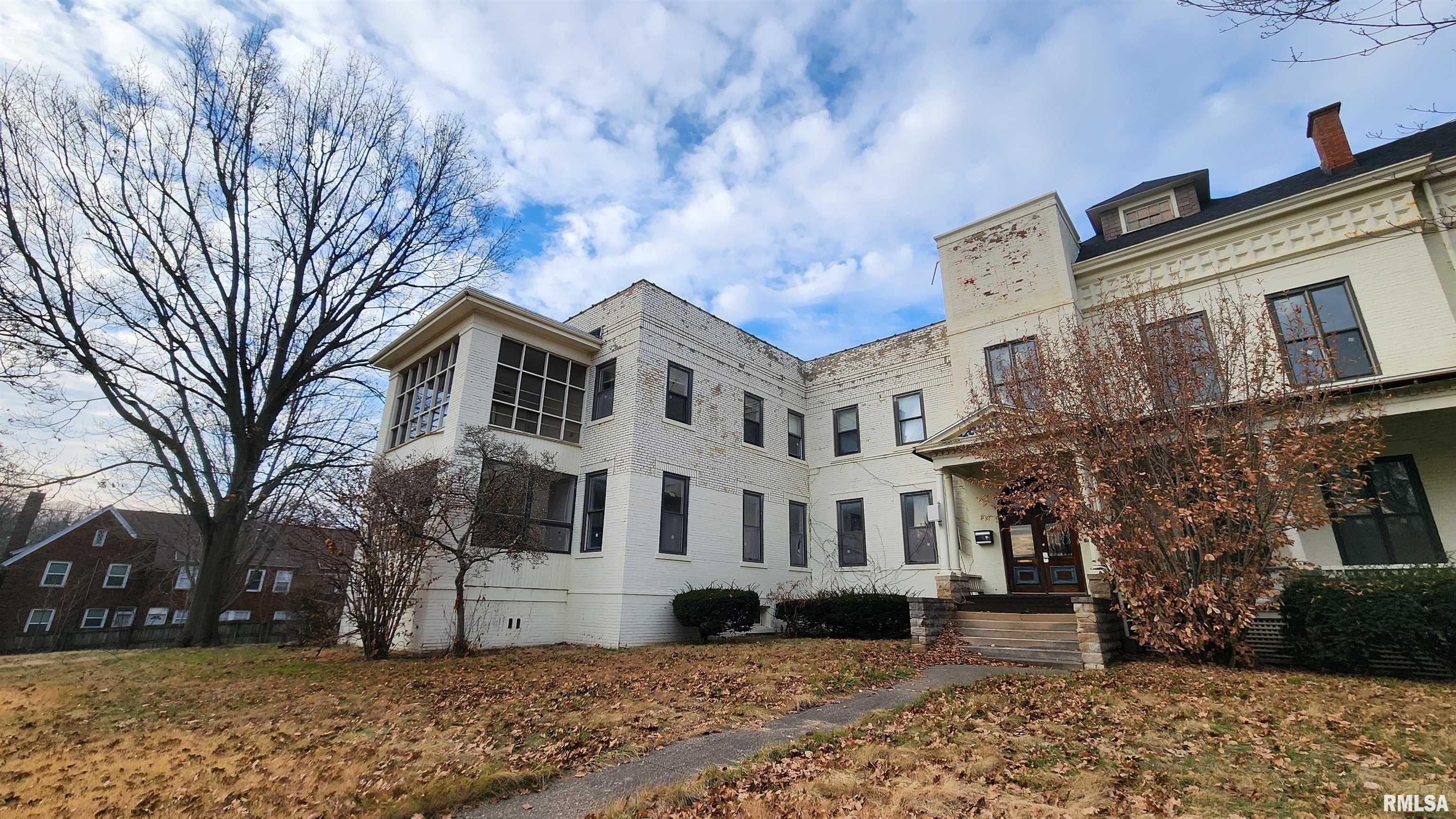 541 East Black Avenue Springfield, IL 62702 - Photo 18 of 20