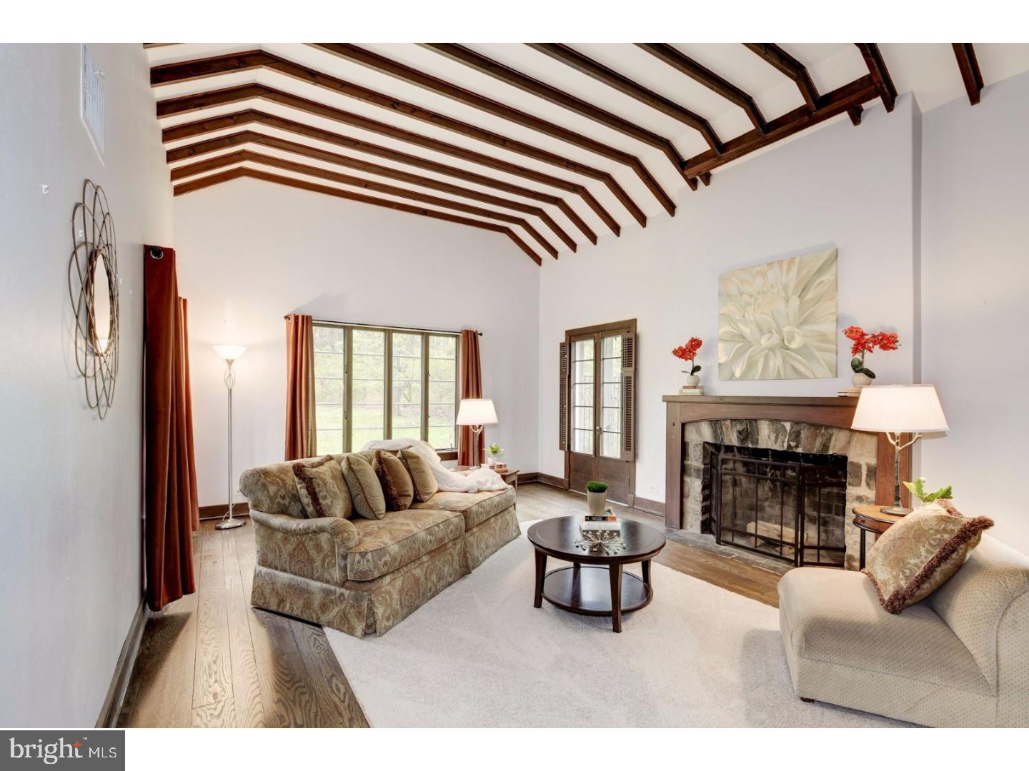 4550 Province Line Road Princeton, NJ 08540 - Photo 4 of 18 Living Room