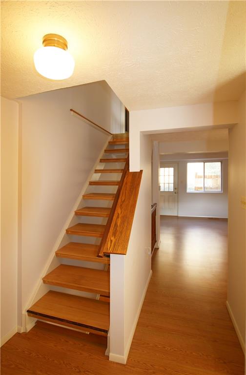 105 Rossmor Court Pittsburgh, PA 15229 - Photo 9 of 24 Steps To Second Floor