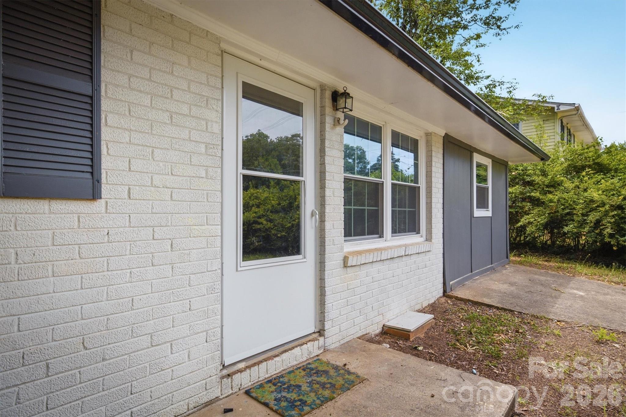1450 3rd Street Southwest Hickory, NC 28602 - Photo 5 of 20
