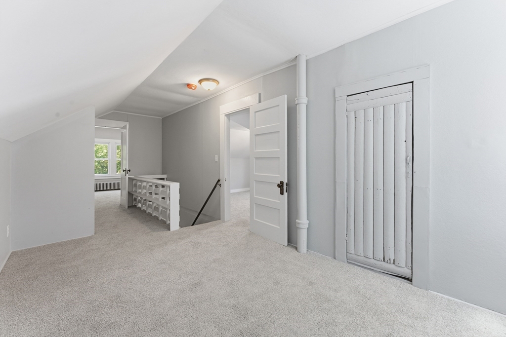 47 Thorndyke Street Springfield, MA 01118 - Photo 20 of 42