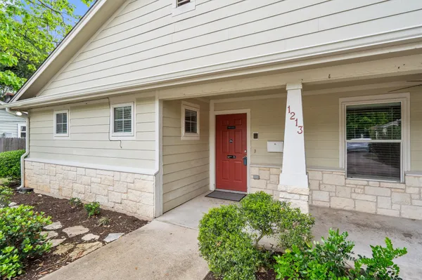 $750,000 | 1213 Justin Lane, Austin, TX 78757