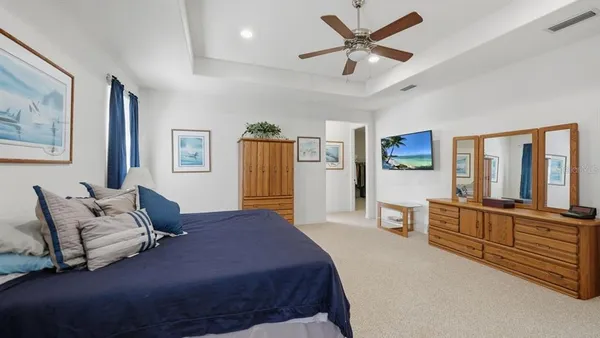 $699,000 | 6627 38th Lane East, Sarasota, FL 34243