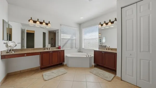 $699,000 | 6627 38th Lane East, Sarasota, FL 34243