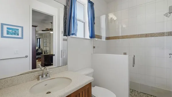 $699,000 | 6627 38th Lane East, Sarasota, FL 34243