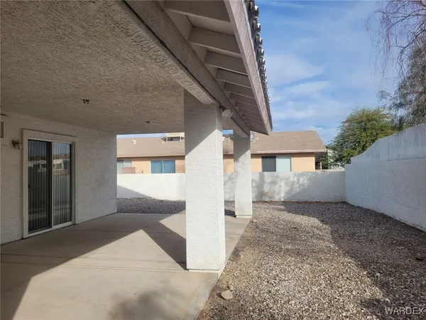 $1,700 | 1621 Central Avenue, Bullhead City, AZ 86442