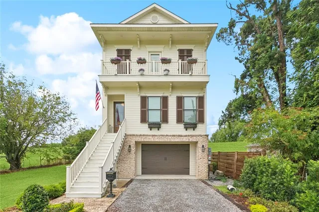 $599,000 | 1017 Washington Street, Gretna, LA 70053