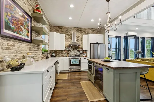 $599,000 | 1017 Washington Street, Gretna, LA 70053