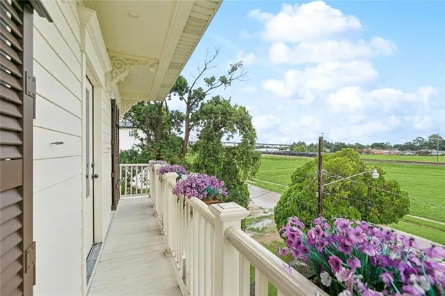 $599,000 | 1017 Washington Street, Gretna, LA 70053