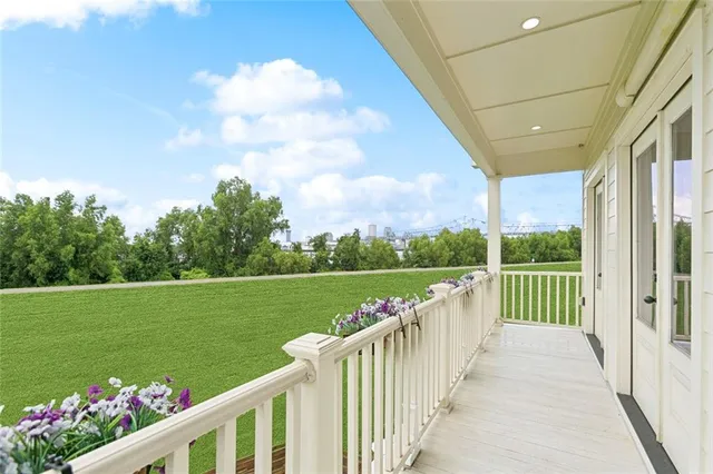 $599,000 | 1017 Washington Street, Gretna, LA 70053