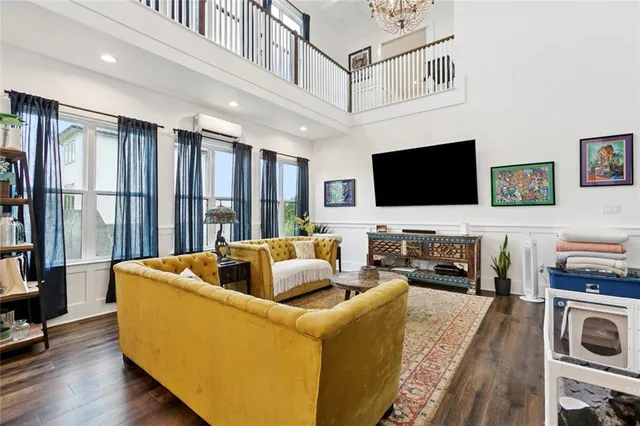 $599,000 | 1017 Washington Street, Gretna, LA 70053