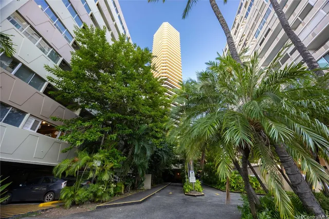 $410,000 | 1700 Ala Moana Boulevard, Unit 3801, Honolulu, HI 96815
