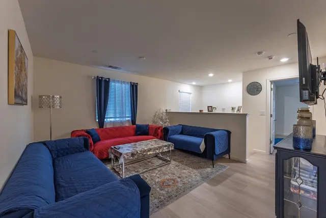 $579,000 | 2978 Bowden Sq Way, Sacramento, CA 95835