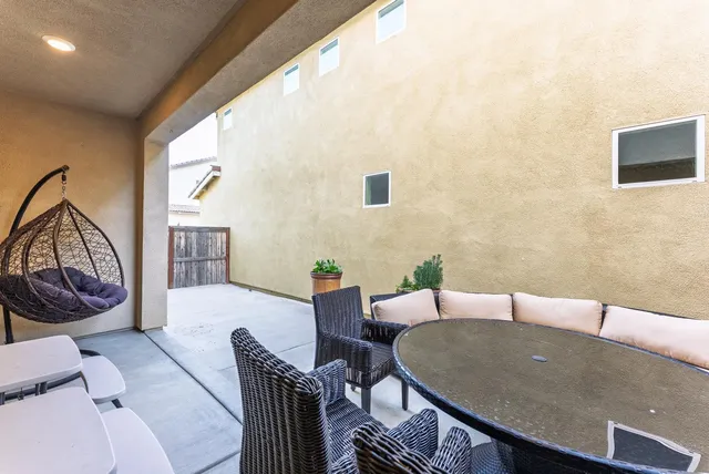 $579,000 | 2978 Bowden Sq Way, Sacramento, CA 95835