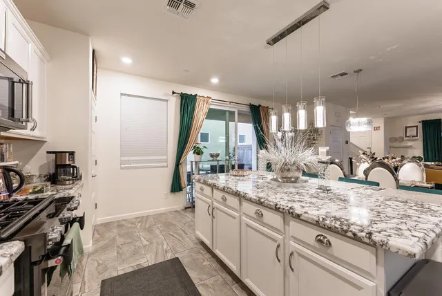 $579,000 | 2978 Bowden Sq Way, Sacramento, CA 95835