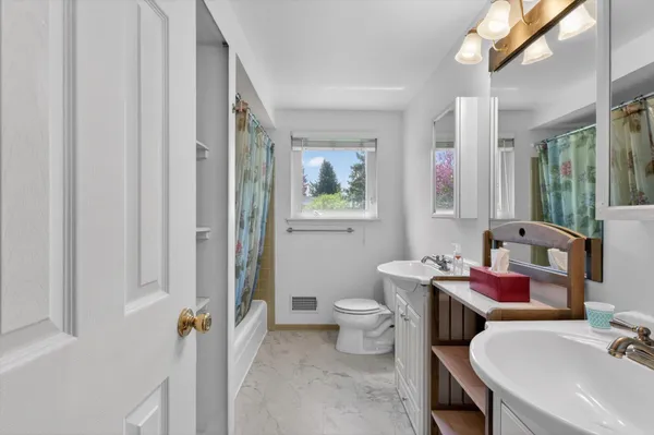 $575,000 | 42231 Ladywood Drive, Northville, MI 48168