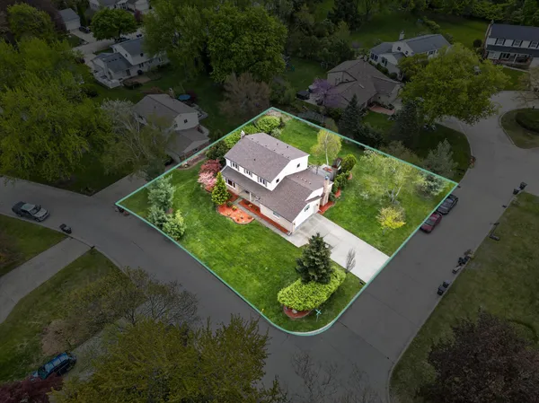 $575,000 | 42231 Ladywood Drive, Northville, MI 48168