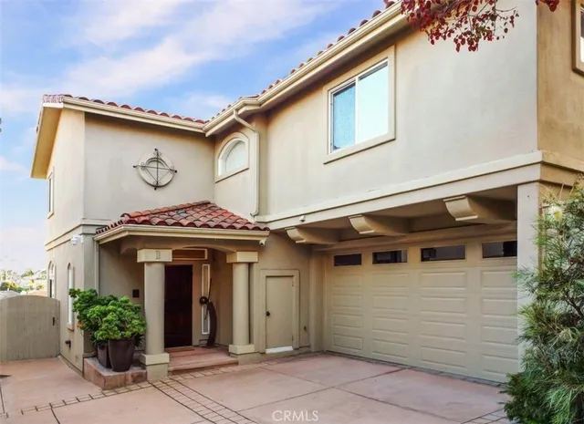 $1,960,000 | 2020 Clark Lane, Unit B, Redondo Beach, CA 90278