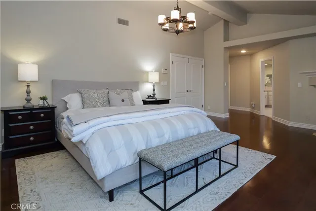 $1,960,000 | 2020 Clark Lane, Unit B, Redondo Beach, CA 90278