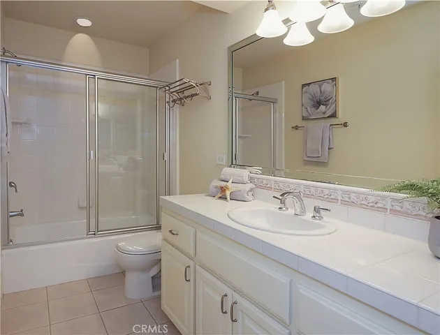 $1,960,000 | 2020 Clark Lane, Unit B, Redondo Beach, CA 90278