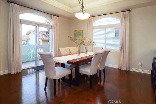 $1,960,000 | 2020 Clark Lane, Unit B, Redondo Beach, CA 90278