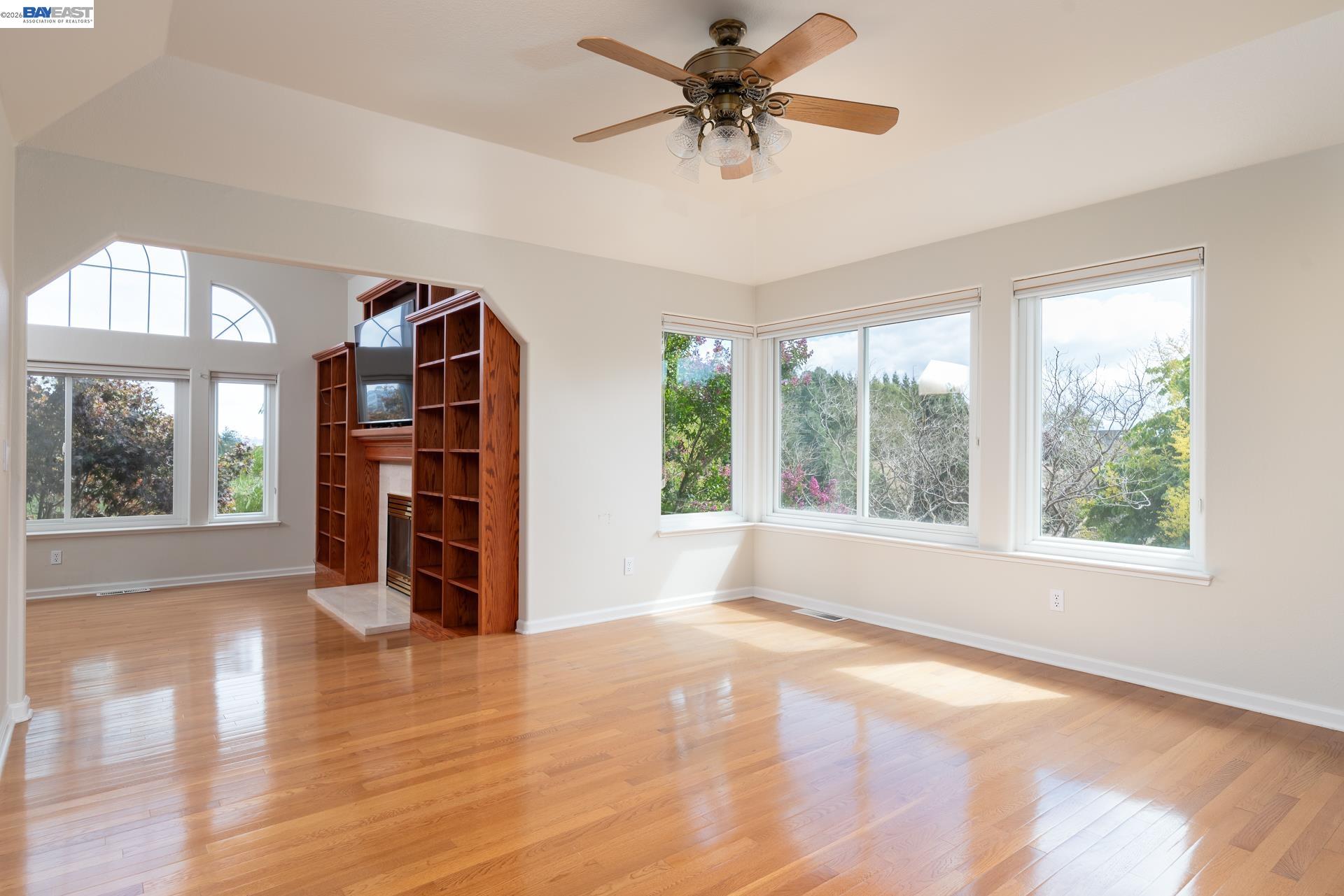 228 Stowring Road Petaluma, CA 94952 - Photo 9 of 45