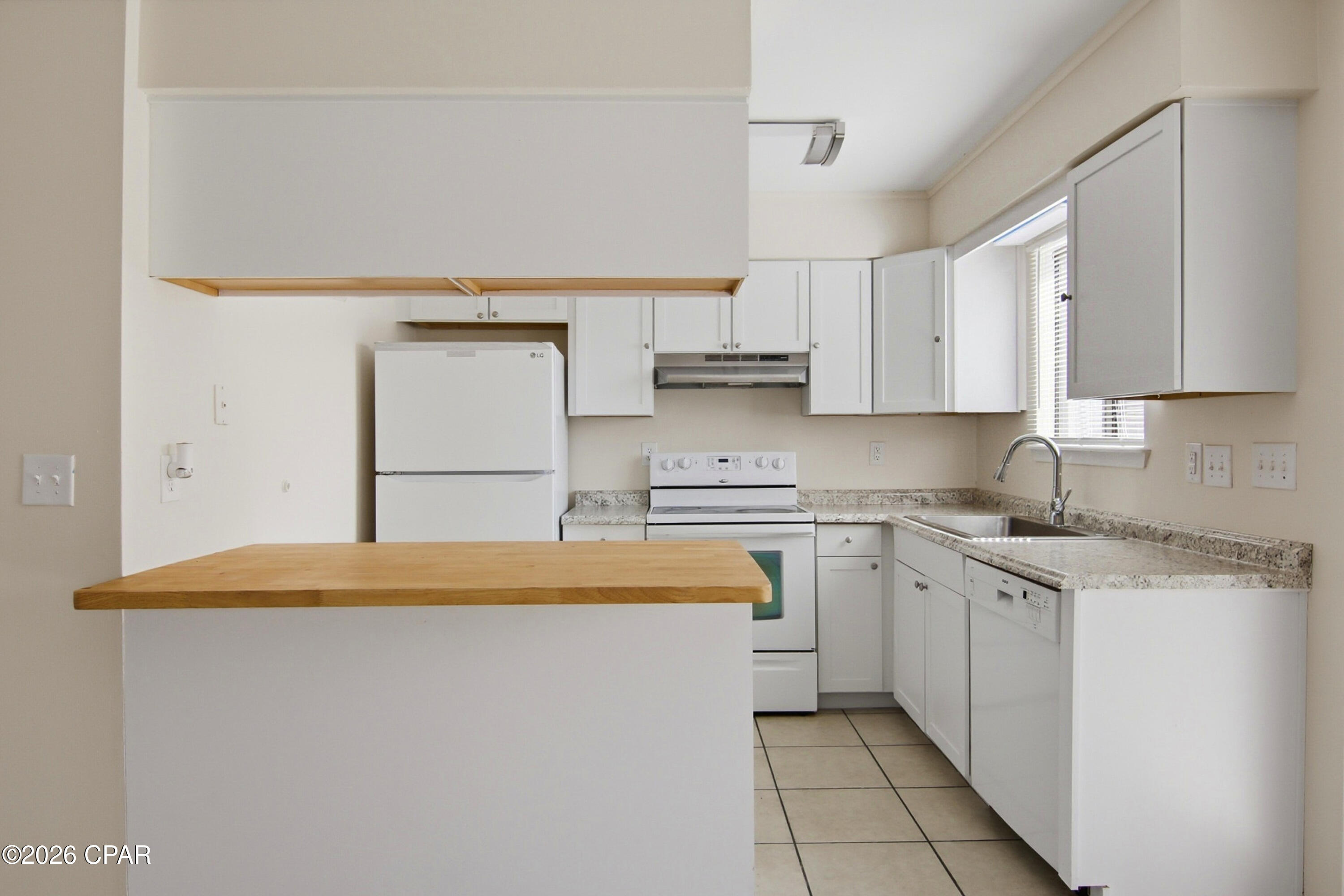 415 Venetian Way Panama City, FL 32405 - Photo 9 of 31