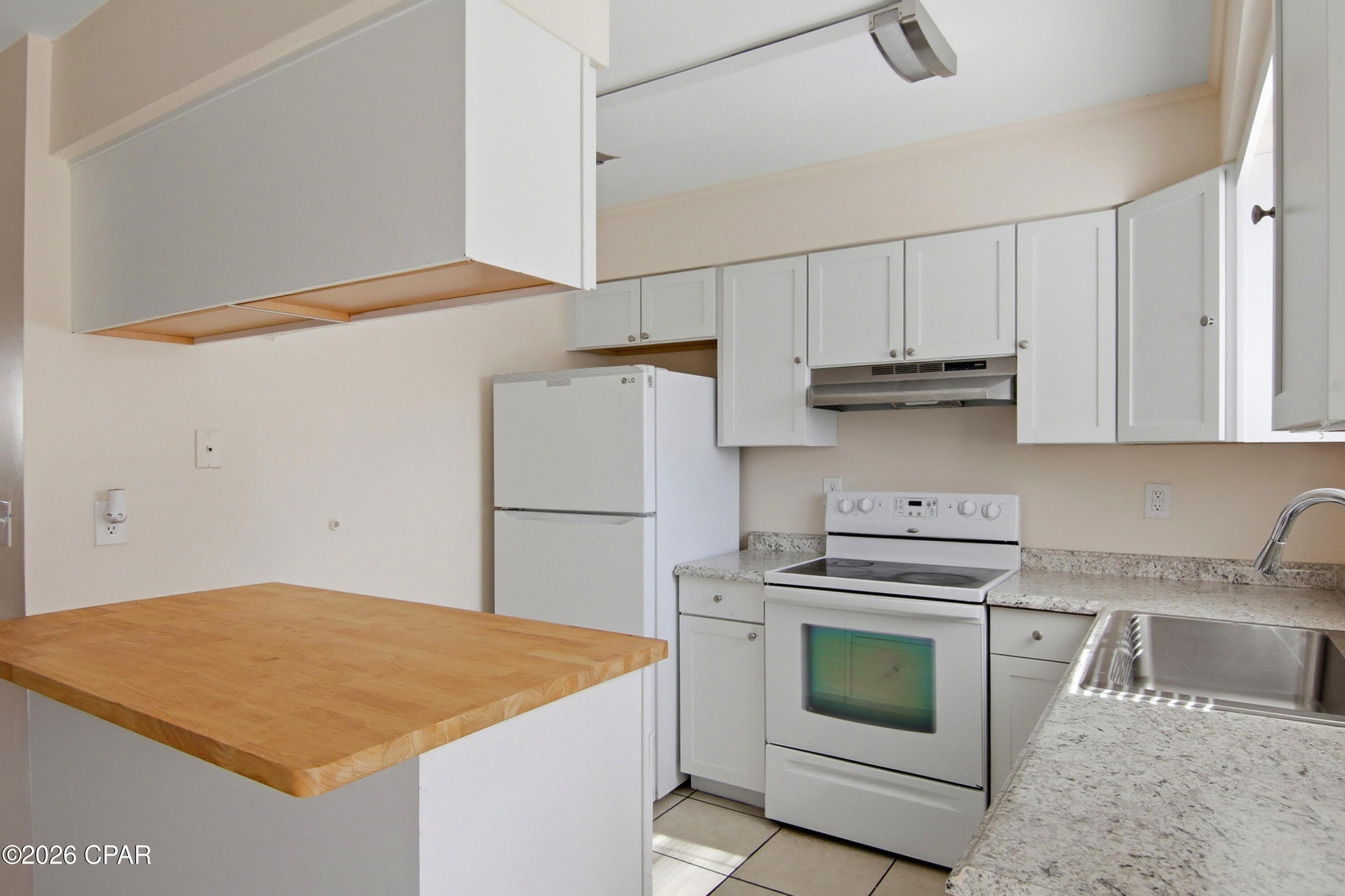 415 Venetian Way Panama City, FL 32405 - Photo 10 of 31