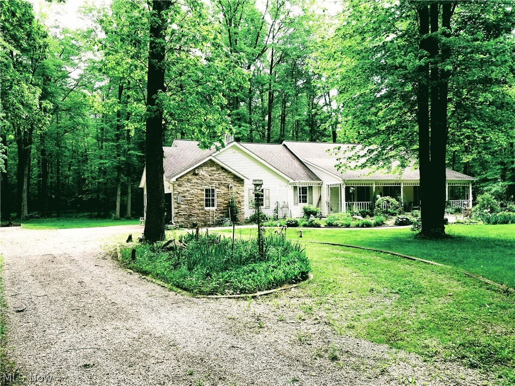 2465 Vermilion Road Vermilion, OH 44089 - Photo 1 of 10